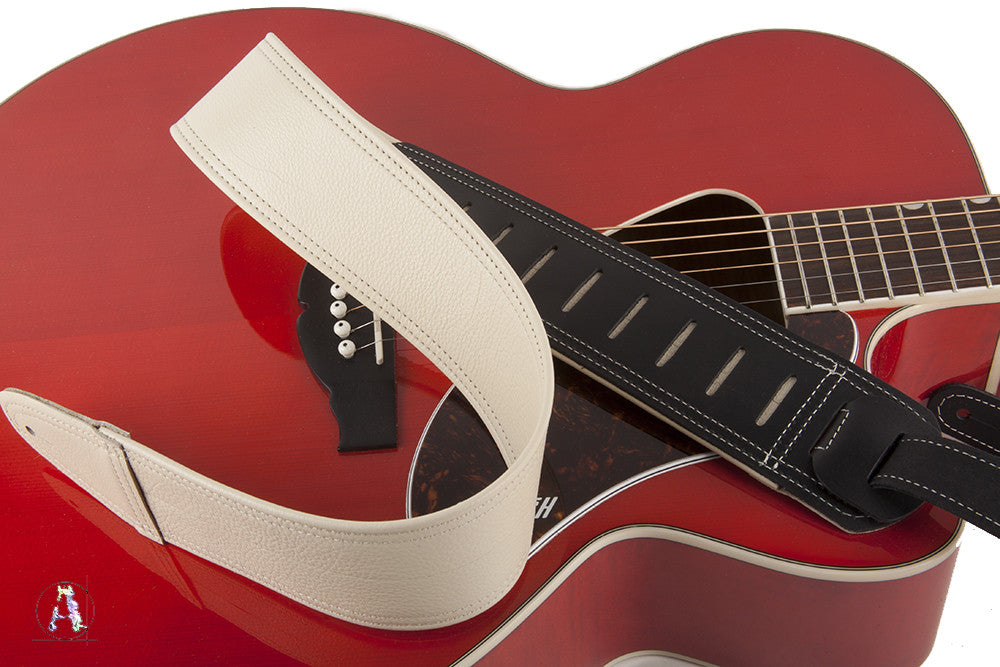 Simply Classy Bone 100 Leather Guitar Strap
